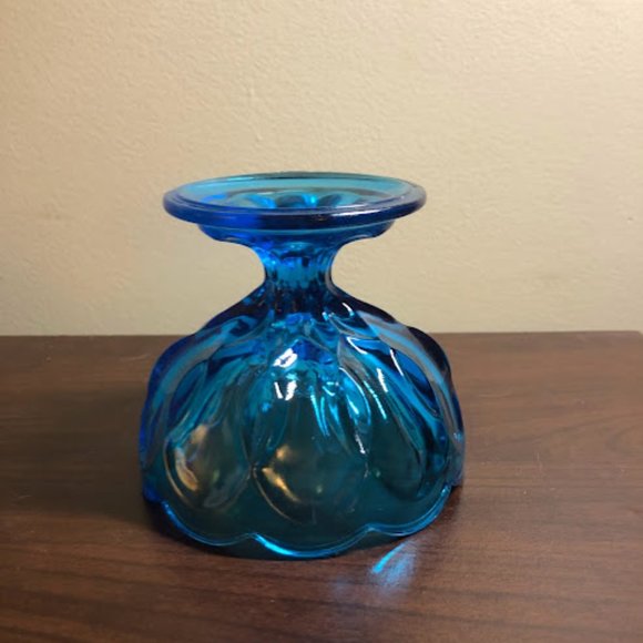 Vintage Anchor Hocking Blue Scalloped Glass Pedestal Compote Bowl Candy Dish - Picture 4 of 4